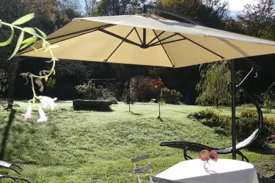 Image de Estuvi - La Sittelle Enchantée, une pause à la campagne. abri vélo, animaux ok