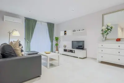 Image de EXTÉRIEUR Apt 2 Chambres-2 Salles De Bains-Lumineux. Hautes QUALITÉS. Wifi-A/C