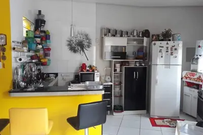 Image de Grande maison pour la saison, très bien situé