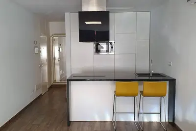 Image de Appartement moderne rénové à 10 minutes de l'aéroport sud de Tenerife