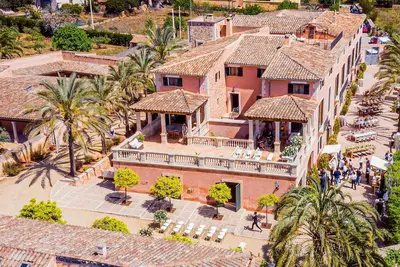 Image de Luxury XIVth C. mansion (private hotel), sea views & total exclusivity -20suites