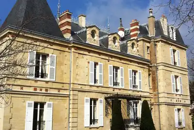 Image de Beautiful historic home with big garden minutes from Paris-perfect for families!