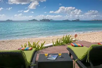 Image de Superbe villa de 6 chambres située directement sur la plage de St Martin