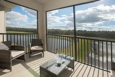 Image de Belle 4e étage 2 Bedroms / 2 bains Condo de golf à Lakewood National