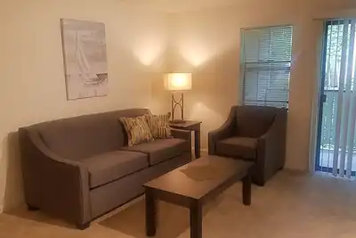 D216 Executive Suite 2 bd 1 bth - 2ème étage