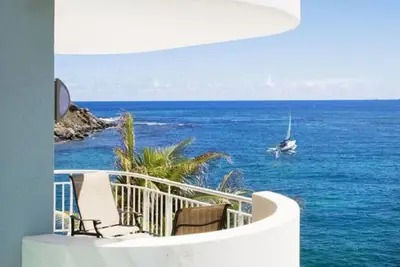 Image de Lighthouse 3c est une maison au paradis à Oyster Bay Sxm | Propriétés de l'île