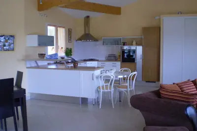 Image de Villa à la campagne (sonnay)