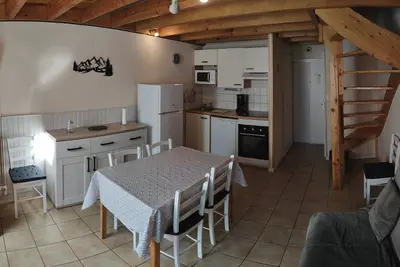 Image de Cauterets, beau T3 dans résidence, 4/6 personnes, 2 chambres, parking privé.