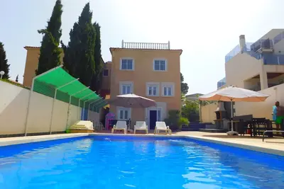 Image de Villa très grande, confortable et spacieuse de 7 chambres et 5 salles de bains