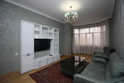 Image de Appartement neuf et confortable près du centre-ville d'Erevan, 70 m² avec toutes les commodités.