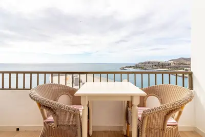 Image de Flatguest Danubio + Sea view + Pool + Beach