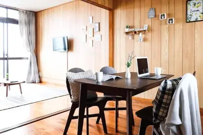 Image de Standard Twin 303 American VillageBeach 5mi walk / Nakagami-gun Okinawa