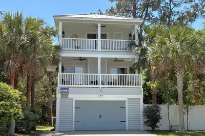Joséphine: maison 4 Br / 4 Ba à Pawleys Island, pour 8 personnes