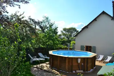 Image de Maison avec piscine dans un hameau pour 8 personnes, entre Lascaux et Hautefort
