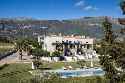 Image de Incroyable Beachfront Villa 2 | Neapoli Villas