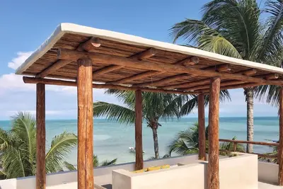Image de Casa Acacia - Élégante propriété en bord de mer directement sur l'eau