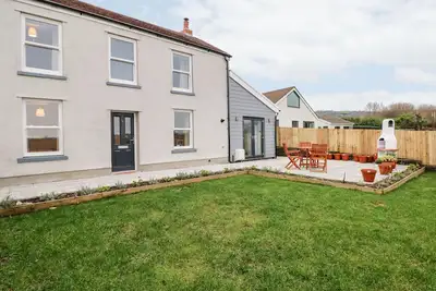 Image de Coeden Bach, Burry Port