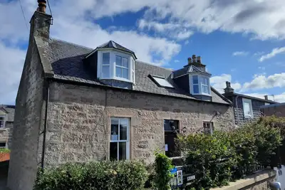 Image de La maison Nairn classée 4 * par Visit Scotland est une belle maison géorgienne rénovée à un excellent sta