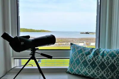 Image de La vue est à l'avant à Garlieston avec de belles vues sur la mer