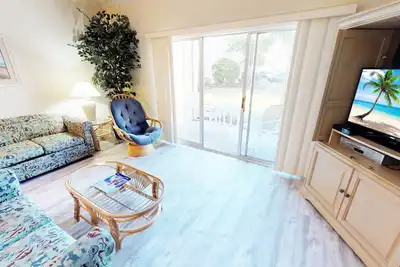 Image de Villa de golf 3 Br / 2 Ba à Little River, pour 10 personnes