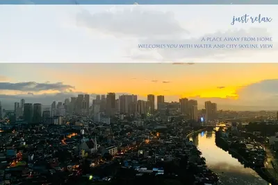 Image de Vue sur la ville et la rivière @ Kelley Pod de l'Acqua
