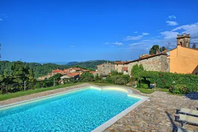 Image de Agréable appartement pour 2 personnes avec Wifi, piscine, près de Viareggio
