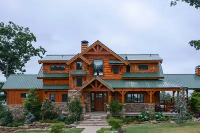 Image de Luxueux ~ 3600-Sq-Ft Greers Ferry Lake Retreat!