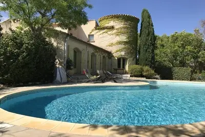 Image de Grande maison avec piscine au coeur de la vallée de l'Herault