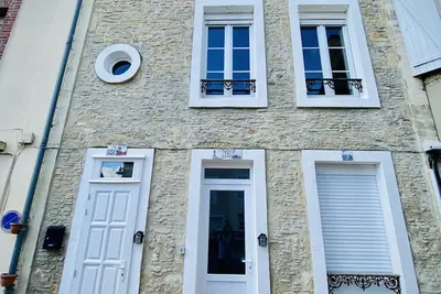 Image de Gîte « Au bord des Embruns » 4 à 6 Pers au cœur des Plages du Débarquement.