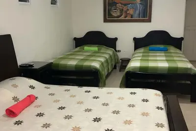 Image de Studio de campagne, avec espace vert, parking, étang de pêche. Bbq, Wifi et Tv