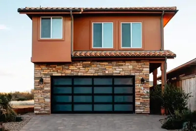 Image de Nouvelle maison de luxe à la plage!