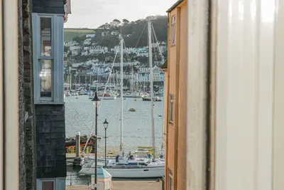 Walter's Rest, Dartmouth