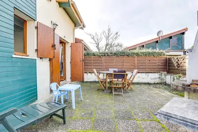 Image de Biscarrosse Plage, maison T3 avec jardin, animaux admis, à 400m de la mer!