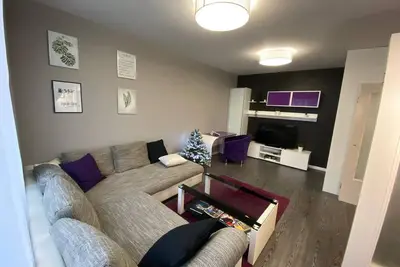 Image de Appartement confortable après rénovation design près du centre.