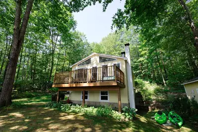 Image de Cottage Waterfront privé à Cove avec quai flottant