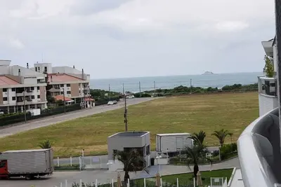 Image de Penthouse avec vue sur la forêt et la mer
