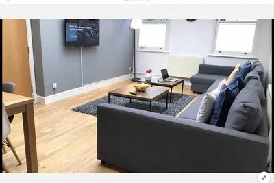 Image de Spacieux appartement de 2 chambres avec ascenseur, 8 couchages Central pour toutes les attractions