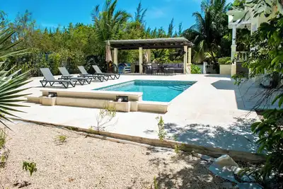 Image de Hopewell Villa East, Belle villa à 5 minutes de Gracebay.