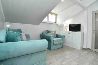 Image de Meilleur Emplacement De La Vieille Ville / Nouvel Apt / à quelques pas de la plage