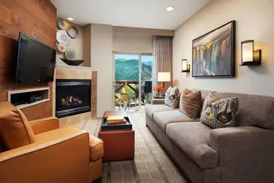 Image de Sale! Thanksgiving in Sheraton Mountain Vista - 1 Br with kitchenet.
