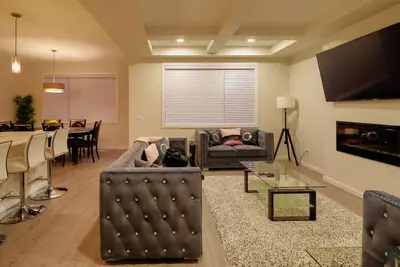 Image de Spacieuse Nouvelle Maison De Luxe EXÉCUTIVE Dans Les Vergers