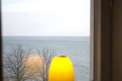 4) Chambre double avec vue sur la mer vers la mer - vue ferry