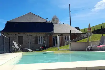 Image de Le Pech de Clédy140m², 2 sdb, piscine chauffée, wifi, animaux ok, tout compris