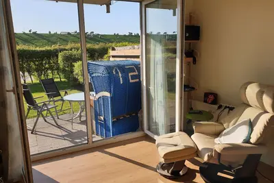 Image de Appartement sur la plage de sable - sans obstacle - digue nord - à droite sur la promenade de la plage