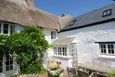 Image de Burrows Farmhouse - Quatre Chambres Maison, Couchages 8
