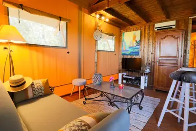 Image de Gite La Pinede Avec Piscine Privee Hors Sol