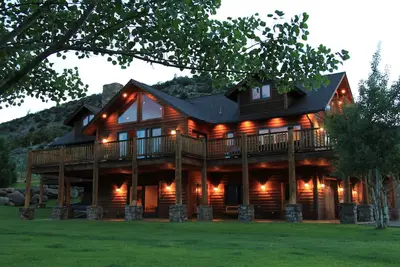 Image de Elk Run Ranch…Come enjoy the breath taking views of Paradise Valley & Ynp