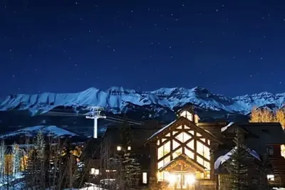 Image de Mt. Lodge 2/2 Heat pool spas Restaurant. 360 views hike, bike, and enjoy!