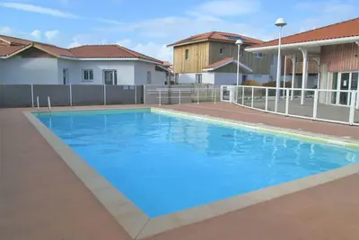 Image de Bel appartement pour 8 personnes avec piscine, Wifi, Tv, terrasse, animaux admis et parking
