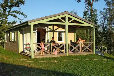 Image de Bel appartement dans une maison de vacances avec piscine, Wifi, Tv, terrasse, animaux admis, parking